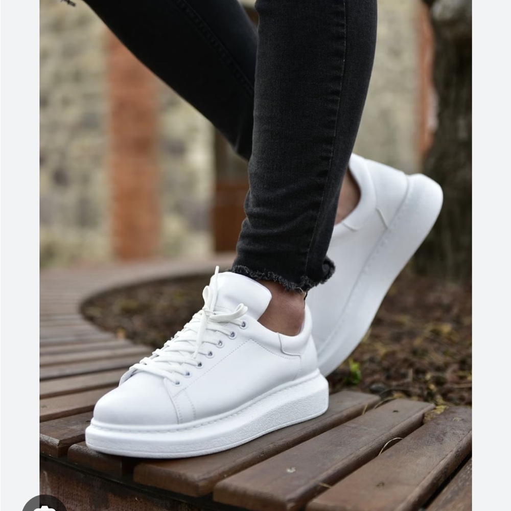 Alexander McQueen platform tennis shoe size 40